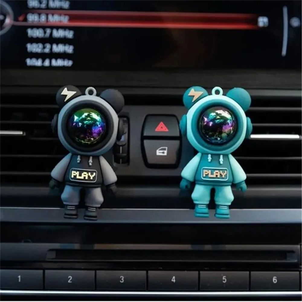 Car Air Freshener Vent - คลิปหนีบปรับอากาศรูปนักบินอวกาศ กลิ่นหอมบำบัด ตกแต่งรถยนต์ ติดช่องแอร์ อุปกรณ์ตกแต่งภายในรถยนต์